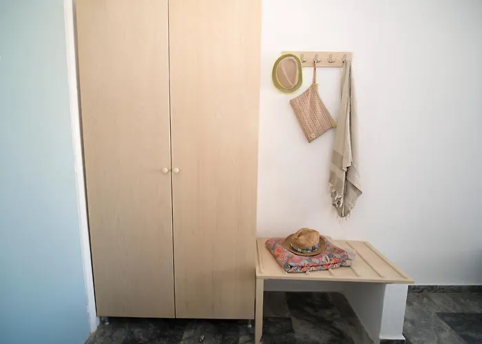 Karanasos Hotel Batsi