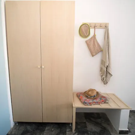 Karanasos Szálloda Bací