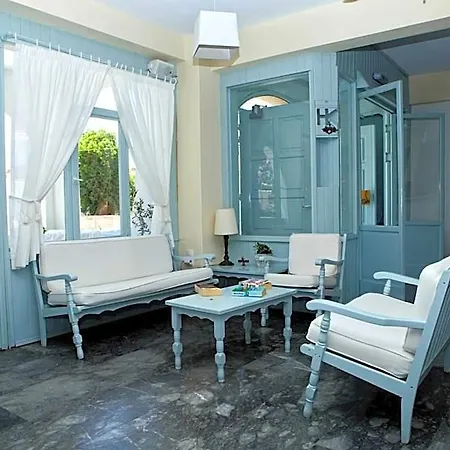 Hotel Karanasos Batsi