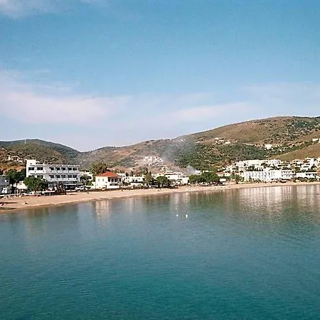 Hotel Karanasos Batsi