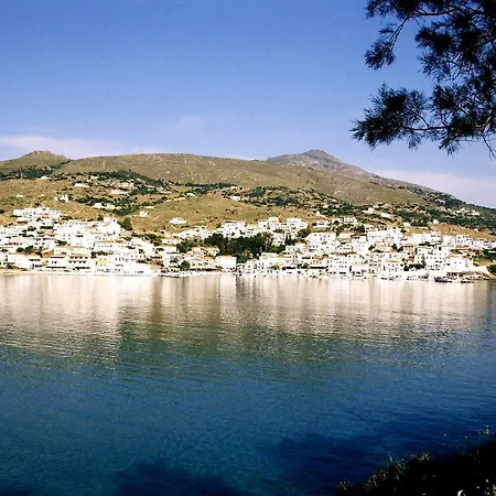 Karanasos Szálloda Bací