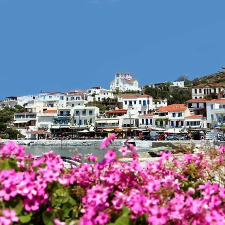 Karanasos Hotel