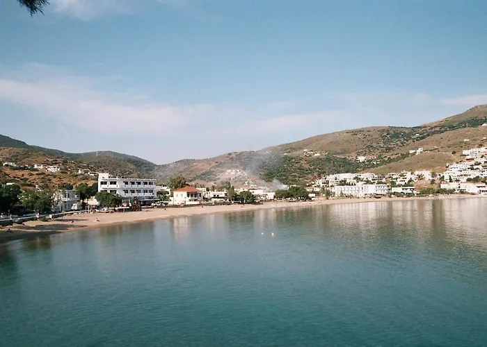 καρανάσος Ξενοδοχείο Μπατσί